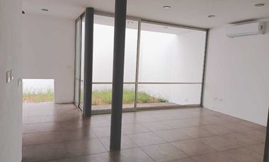 Casa En Venta En Fracc. Real Del Sur