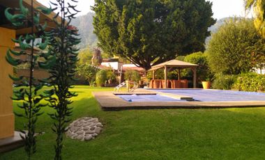 Hermosa casa en venta en Valle de Atongo; Tepoztlán Morelos
