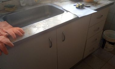 P.H. en Alquiler para profesional o consultorio frente a la plaza San Martín de Glew.