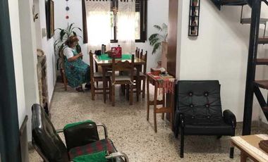 Departamento Tipo Casa en venta en Lanus Oeste
