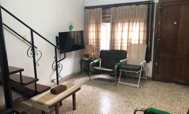 Departamento Tipo Casa en venta en Lanus Oeste