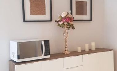 For Rent 3BR Luxury Furnished Apartment at Senopati Suites