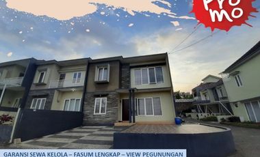 Ready Stok Hook Rumah Batu Dikelilingi Tempat Wisata