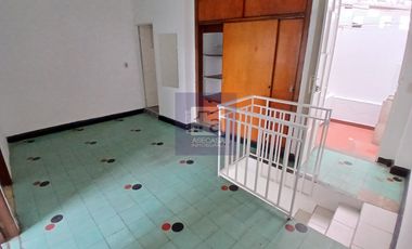 COD. 6346 - SE ARRIENDA CASA - BARRIO: ALARCON