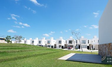 Casa en venta en Privada Conkal de Mérida, Yucatán con amenidades y vigilancia