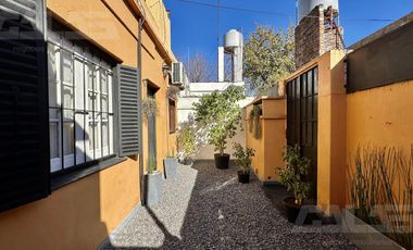 PH dos ambientes con patio en Ituzaingó Norte