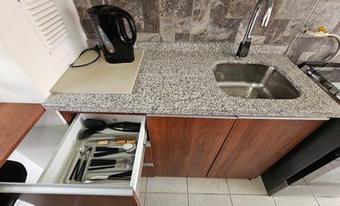 LINDO DEPTO AMOBLADO A PASOS DE UNIVERSIDAD SAN SEBASTIAN