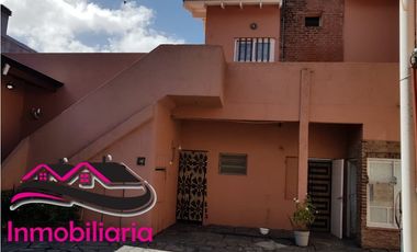 Local comercial + 7 dptos. Venta en block