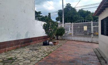 casa en venta en barrio blanco. Cod V101179