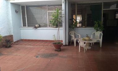 casa en venta en barrio blanco. Cod V101179