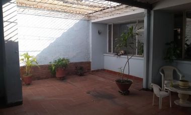 casa en venta en barrio blanco. Cod V101179