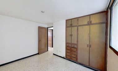 Venta Apartamento en Capri.. Cod V12523