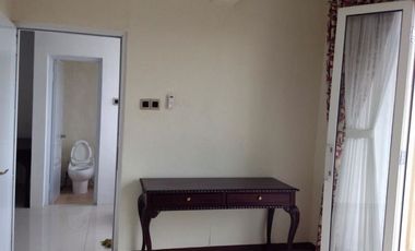 Rumah cluster modern disewakan.DEKAT KOTA,SEMI FURNISH,AMAN