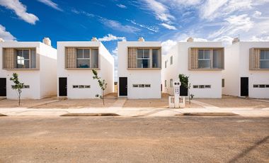 Venta de Casa en Fraccionamiento Amaneceres Oriente, Mérida, Yucatán