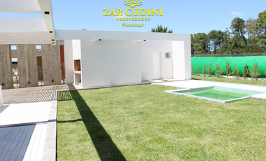CASA MINIMALISTA 5 AMBIENTES CON JACUZZI VENTA Bº NAYADES PINAMAR