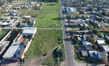 Lote comercial de 1359m2 en Burzaco