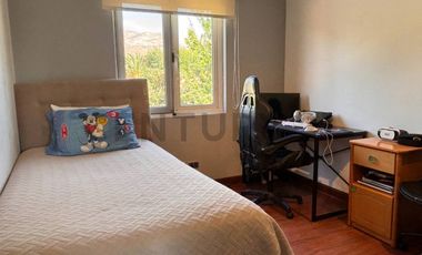 CASA EN VENTA PIEDRA ROJA CONDOMINIO 5 DORM+SALA
