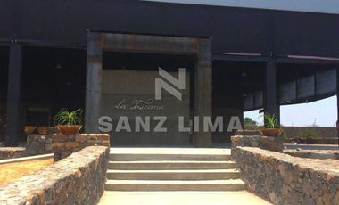 SALIDA A SALVATIERRA: MAJESTUOSO SALÓN DE FIESTAS