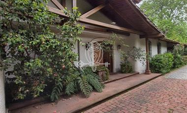 Gran casa 418 M2 en 1500 m2 terreno parque piscina La Dehesa