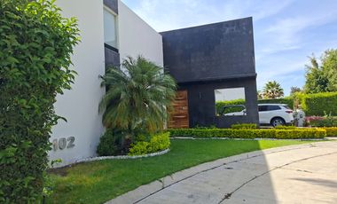 Casa en Renta en El Álamo Country Club en Celaya Gto.