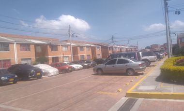 casa en venta en la finca-madrid. Cod V6836401