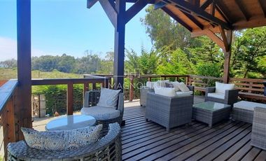 Casa en venta de 7 dorm. en Los Vilos
