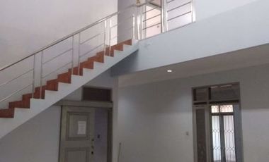 Rumah Lama 2 Lantai Siap Huni Cipedes Sukajadi Bandung