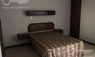 Venta de Edificio Comercial (Hotel) en avenida Bellavista, Col. Centro, Coatzacoalcos, Veracruz.