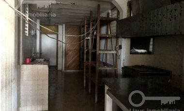 Venta de Edificio Comercial (Hotel) en avenida Bellavista, Col. Centro, Coatzacoalcos, Veracruz.