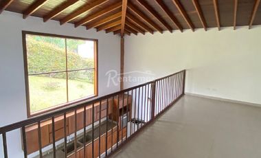 casa en arriendo en las antillas. Cod A776765