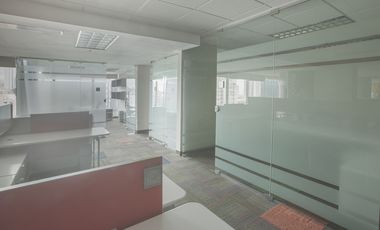 Alquiler o Venta Oficina de 900mts2 en Oceanía Business Plaza