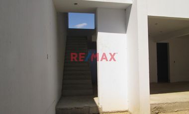 🏡 Casa De Campo En Casco Gris - Ideal Para Personalizar 🎨 🔰 2 Pisos, 📐 196M² De Terreno  -📌 La Mariposa Solo 10 Min De La Ciudad 🌿