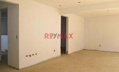 🏡 Casa De Campo En Casco Gris - Ideal Para Personalizar 🎨 🔰 2 Pisos, 📐 196M² De Terreno  -📌 La Mariposa Solo 10 Min De La Ciudad 🌿