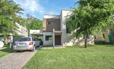 Casa en venta en Fincas de Hudson