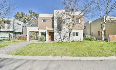 Casa en venta en Fincas de Hudson