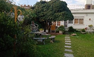 Casa en venta en Ezpeleta Este