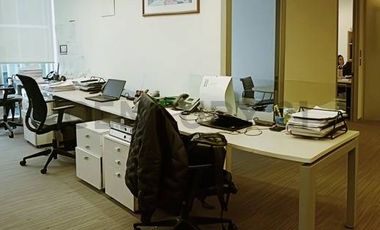 COMODA OFICINA EN ARRIENDO EN LAS CONDES