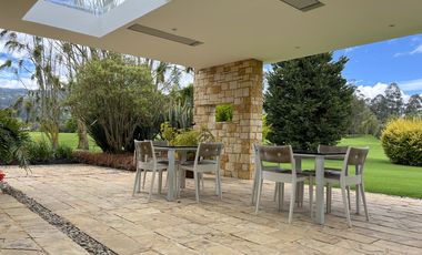 casa en arriendo en la calera. Cod A8408327