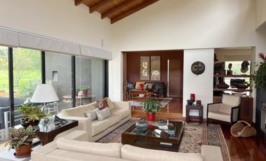 casa en arriendo en la calera. Cod A8408327