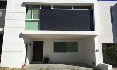 CASA EN VENTA EN CONDOMINIO AL NORTE DE AGUASCALIENTES