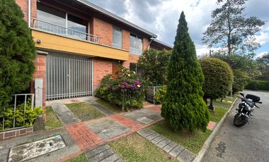 casa en arriendo en suramérica. Cod A514090