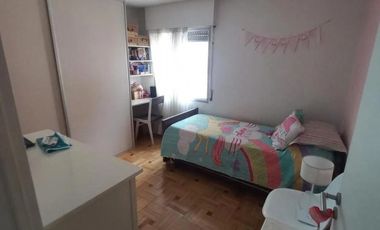Alquiler Departamento 3 dormitorios z/Plaza España en Nueva Córdoba $380.000 finales.