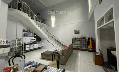 Ruko 2 Lantai Mainroad Ciateul Inggit Garnasih Cocok Utk Showroom