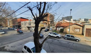 Departamento de 1 amb a la calle ( Lamadrid 2600)
