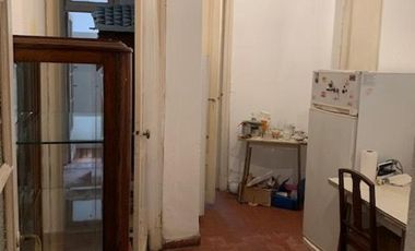 AMPLIO SEMIPISO DE 2 AMBIENTES CON POSIBILIDAD DE 3