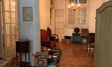 AMPLIO SEMIPISO DE 2 AMBIENTES CON POSIBILIDAD DE 3