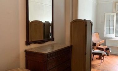 AMPLIO SEMIPISO DE 2 AMBIENTES CON POSIBILIDAD DE 3