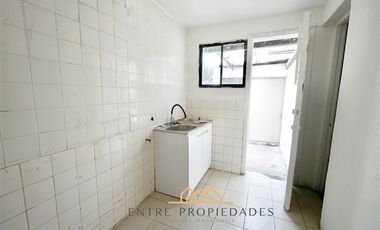 Casa en arriendo de 5 dorm. en Providencia