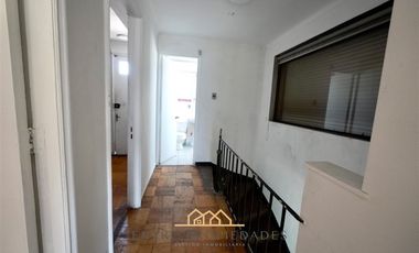 Casa en arriendo de 5 dorm. en Providencia