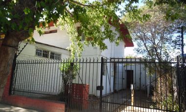Vendo casa grande en barrio antiguo de San Bernardo